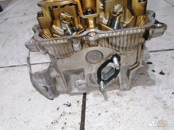 Головка блока цилиндров левая Nissan Teana J32