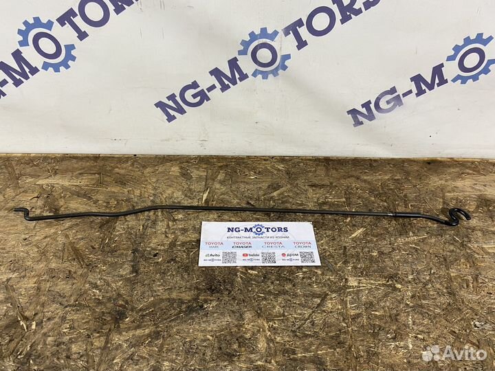 Упор капота Toyota Carina ED ST180