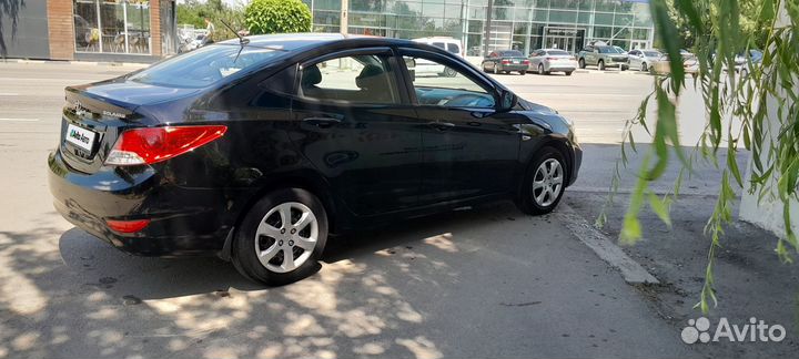 Hyundai Solaris 1.4 AT, 2013, 166 000 км