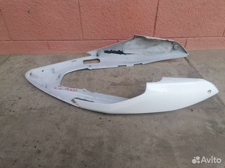 Honda vfr800 02-13 пластик хвоста