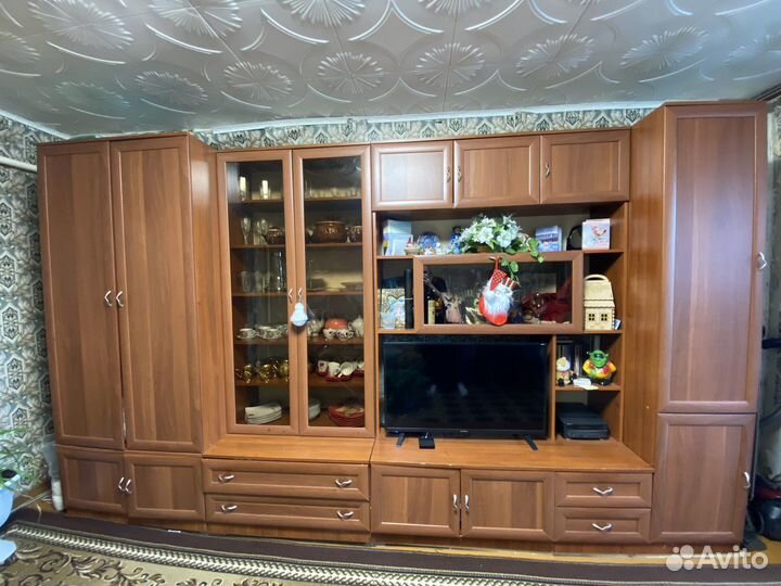 Стенка в гостиную под тв