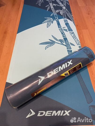 Коврик для йоги Demix