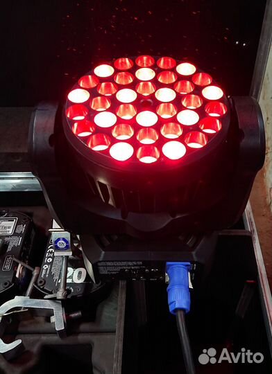 Световой прибор Martin MAC 101