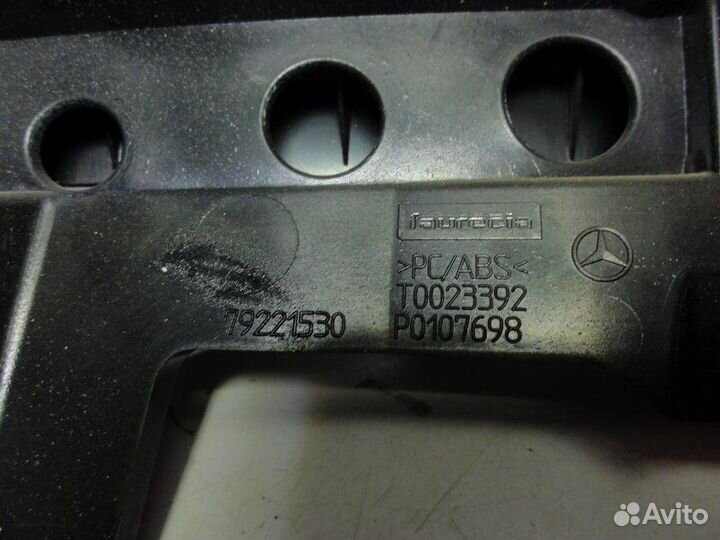 Козырек на торпедо Mercedes-Benz S- Класс W221