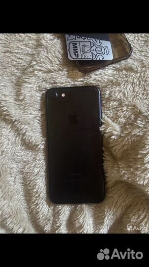 iPhone 7, 32 ГБ