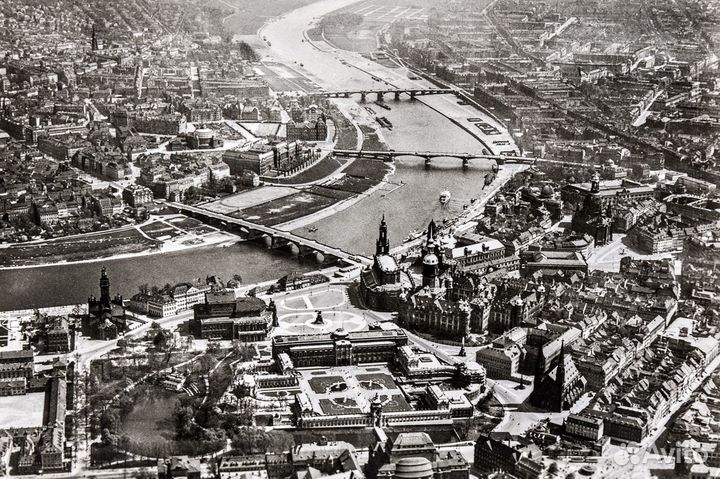 Продам комплект открыток 