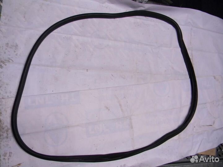 Уплотнитель (внутри) Astra H / Family 2004-2015