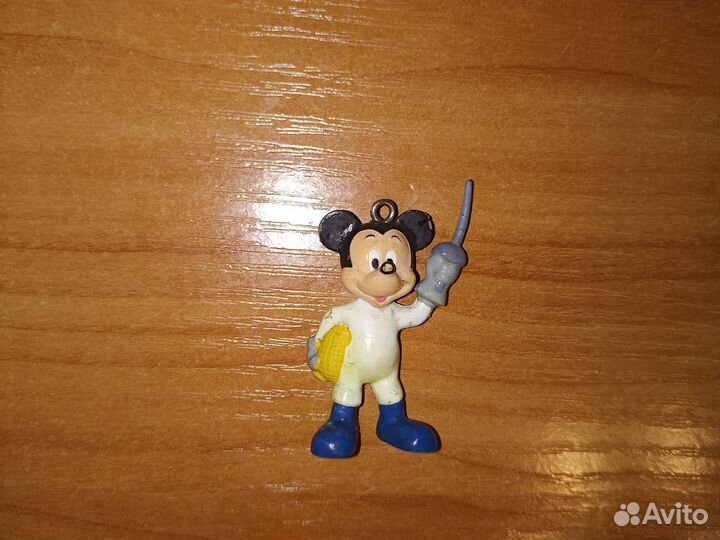 Игрушка Микки Маус старый