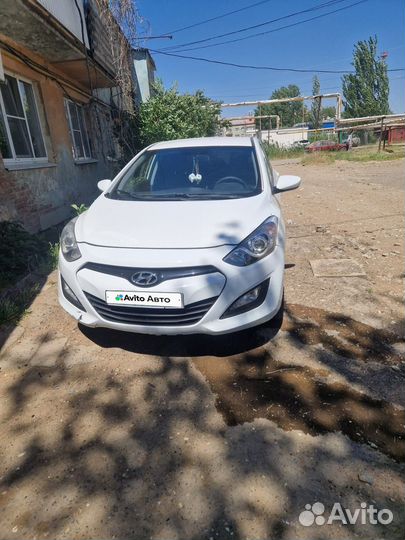 Hyundai i30 1.6 МТ, 2014, битый, 211 000 км