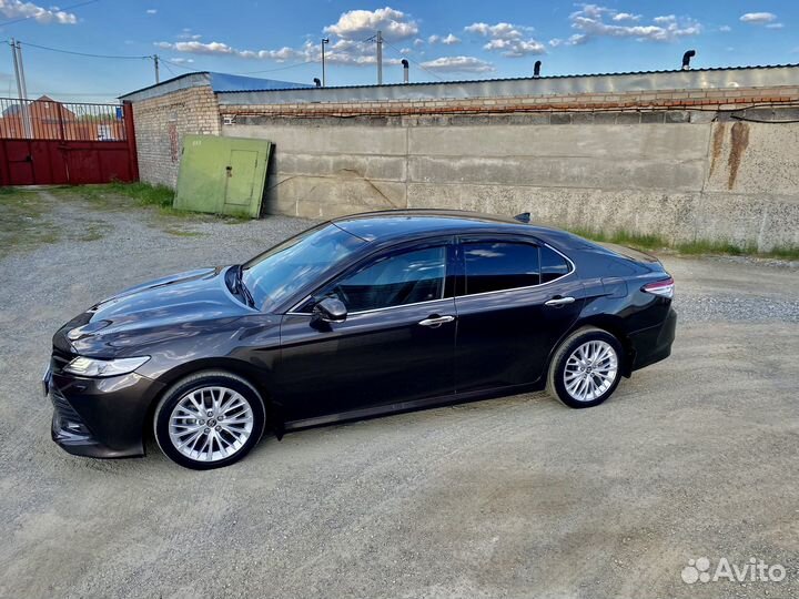 Toyota Camry 2.5 AT, 2019, 115 000 км