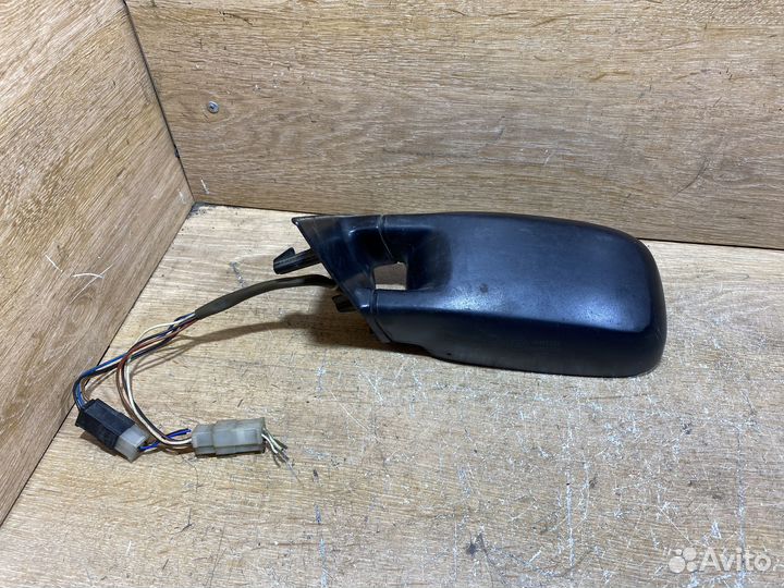 Зеркало левое VW Passat B3 Арт. 7721596