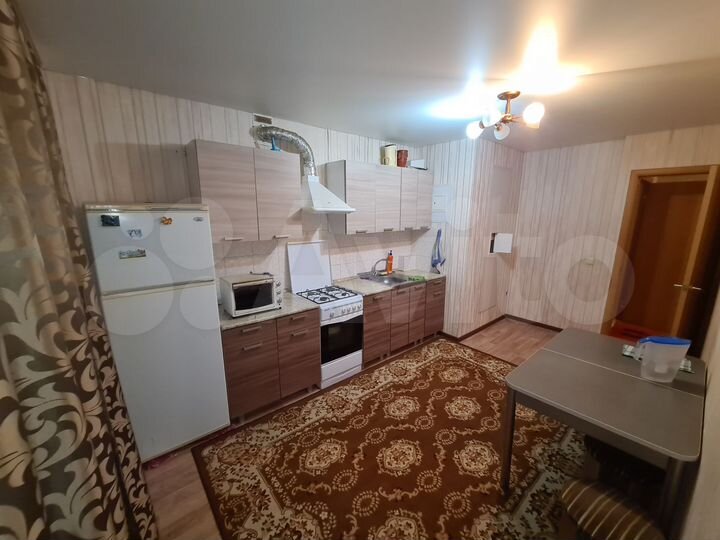 2-к. квартира, 67,8 м², 2/10 эт.