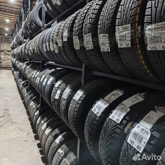 Boto BS 66 215/60 R17 96S