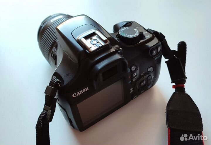 Зеркальный Фотоаппарат Canon EOS 1100d
