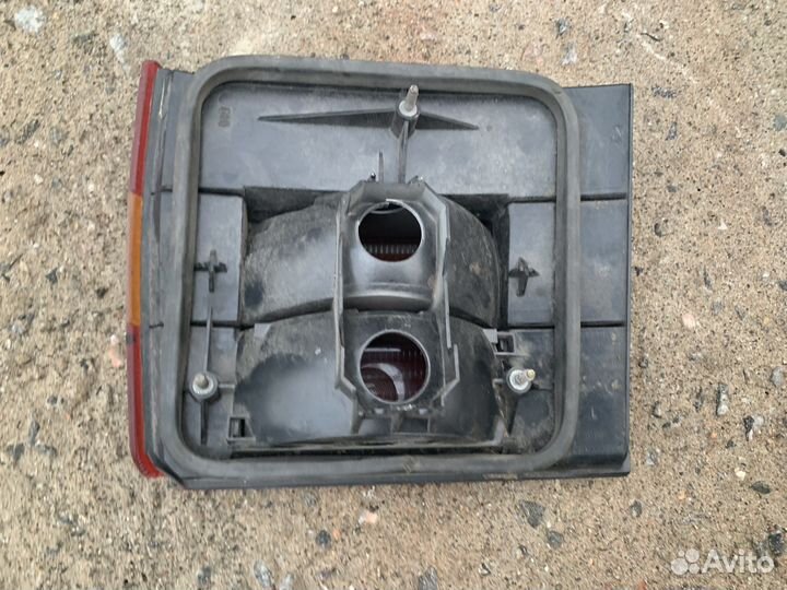 Фонарь внутрений левый vw passat b4 седан