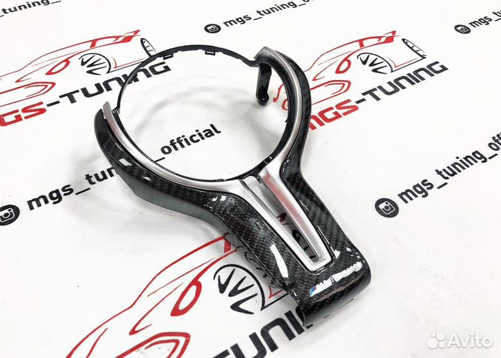 Карбоновая вставка M-Performance в руль BMW