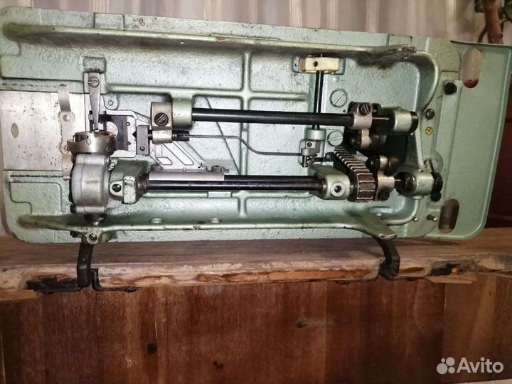 Швейная машина veritas