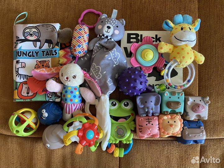 Игрушки пакетом 0 - 6 мес