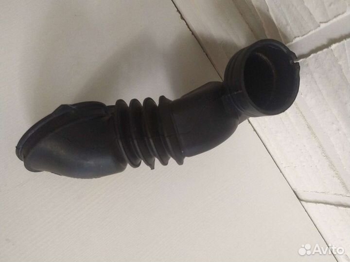 Патрубок дозатор-бак стиральной машины Bosch