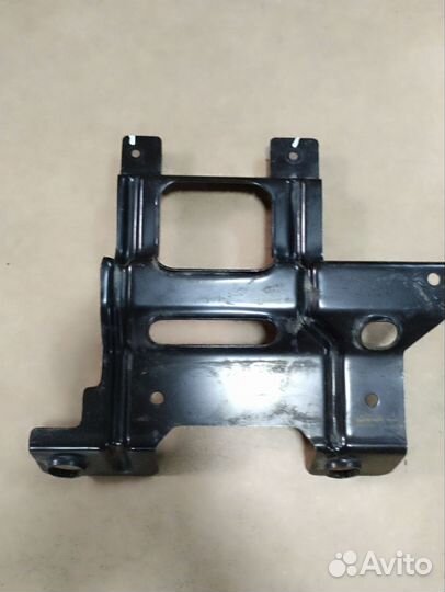 Кронштейн радиатора mazda bt 50