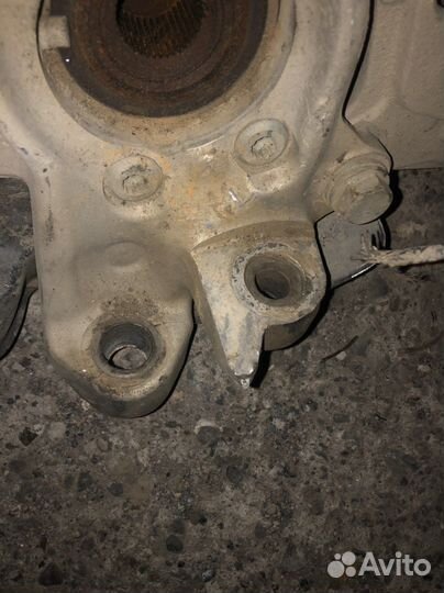 Цапфа кулак передняя правая Audi A6 C6