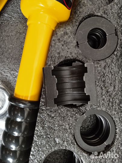 Бензобур, пресс-клещи, отбойный молоток и др