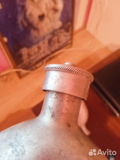 Фляжки немецкие 2 штуки клейма читаются