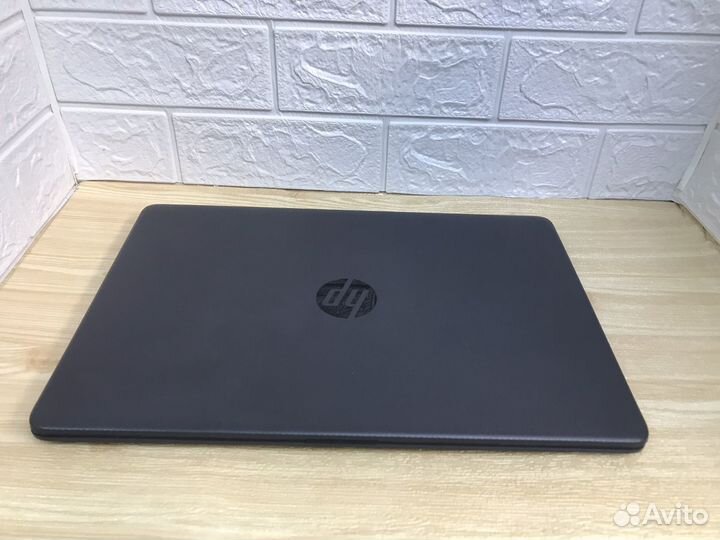 Ноутбук hp новый шустрый для учебы