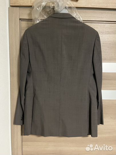 Деловой костюм 