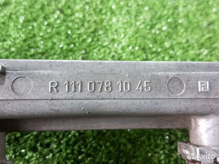 Рейка рампа топливная Mercedes Benz CLK-Class W208