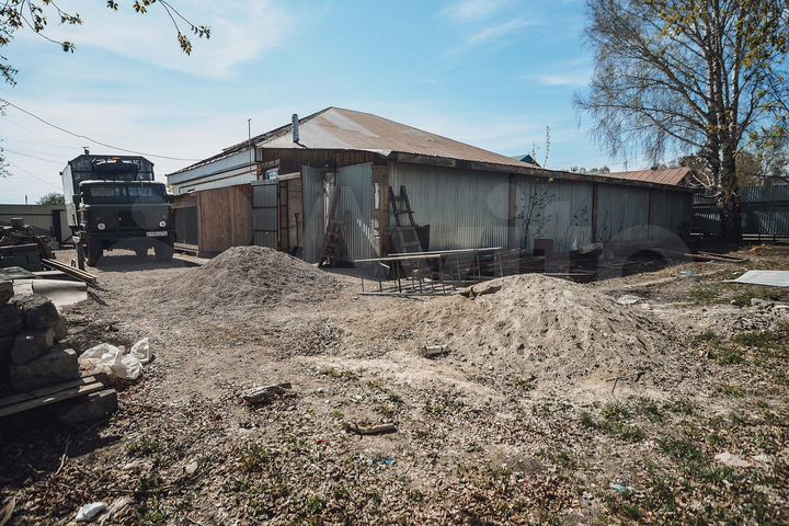 Здание, 350 м²