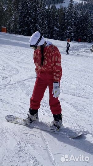 Горнолыжный комбинезон