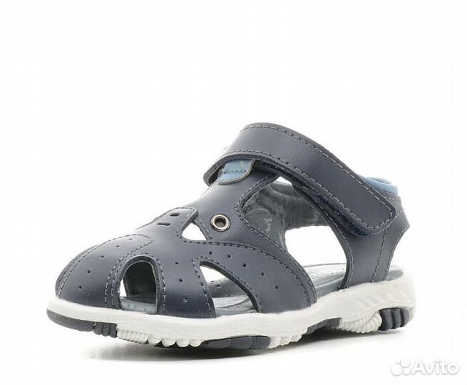 Сандали новые