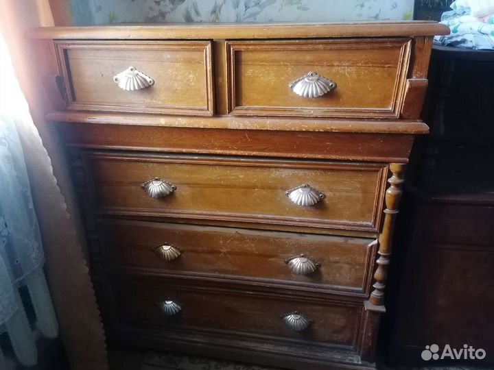 Старинный комод, тумбочка, антиквар