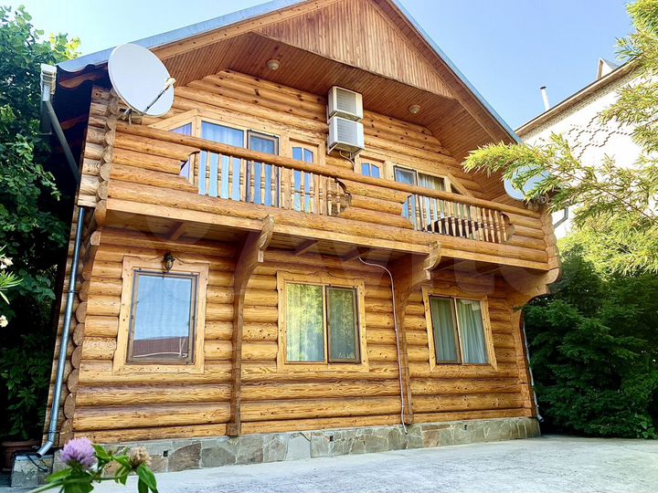 Дом 140 м² на участке 3 сот.