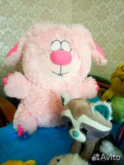 Игрушки в хорошем состоянии брелки пушистики