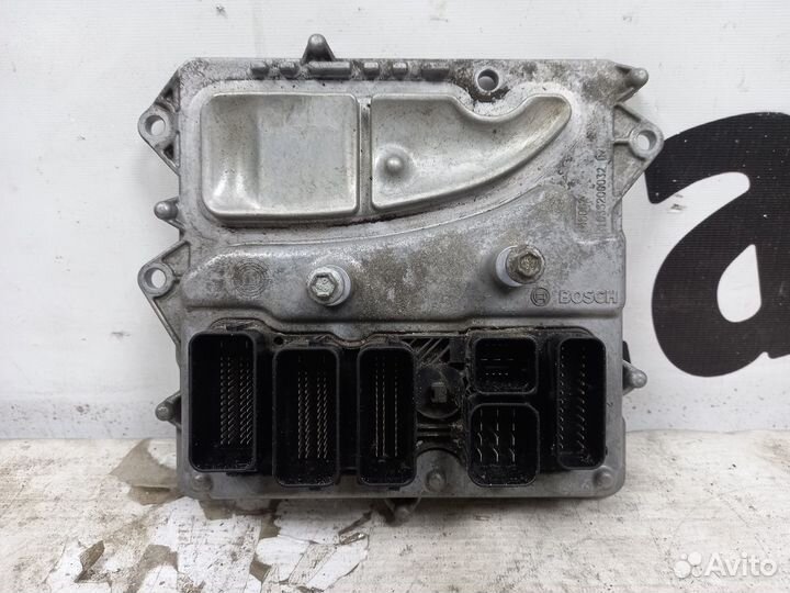 Блок управления двигателем DME BMW E82
