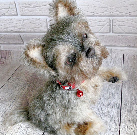 Реалистичный щенок йорка