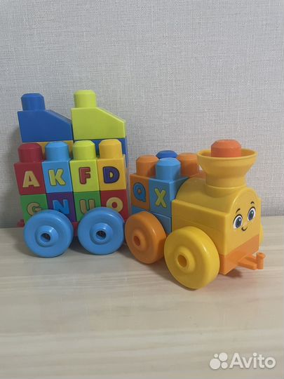 Megablock поезд