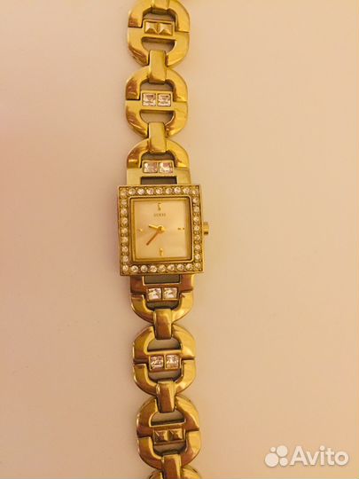 Часы guess