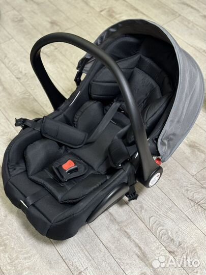 Коляска-трансформер Luxmom А4 3в1