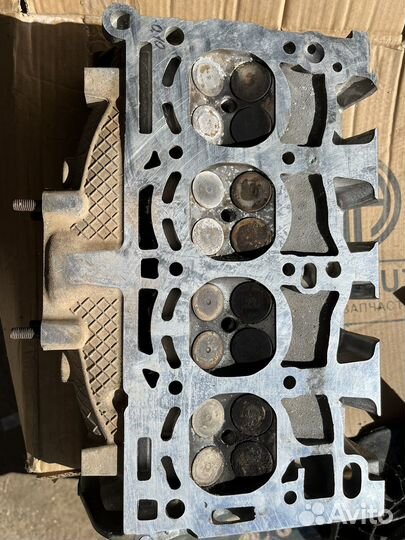 Головка двигателя