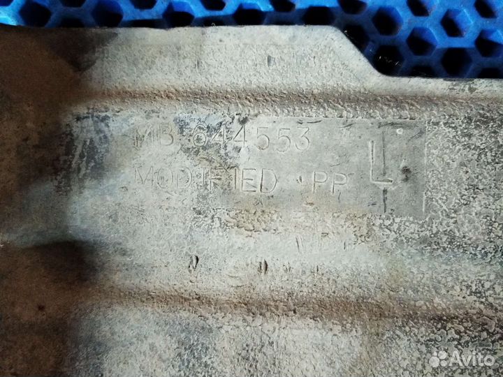 Диффузор воздушных потоков Mitsubishi space runner