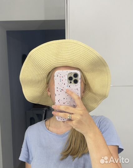 Шляпа пляжная соломенная