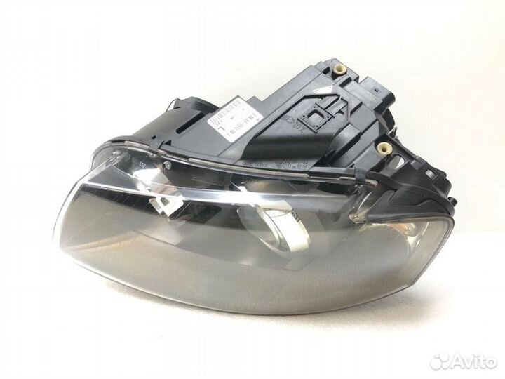 Фара передняя левая Audi A3 8P 2007