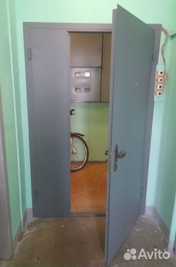 Дверь для тамбура