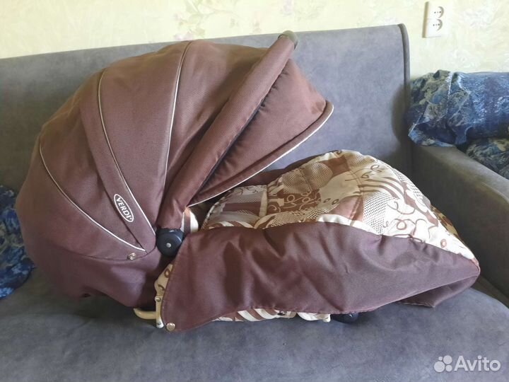 Коляска zippy 2 в 1