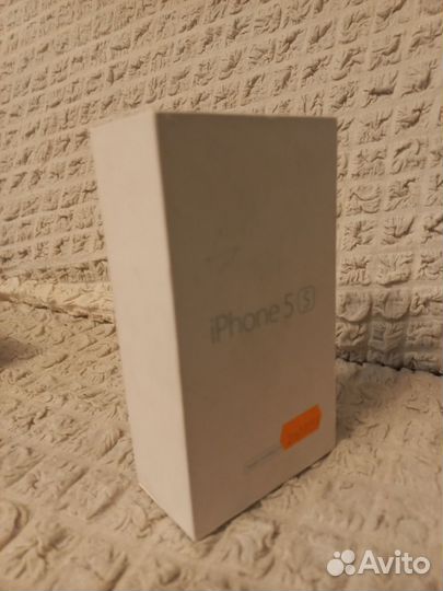 Коробка от iPhone