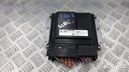 Блок управления двс mitsubishi pajero 4 (2DN08PC01