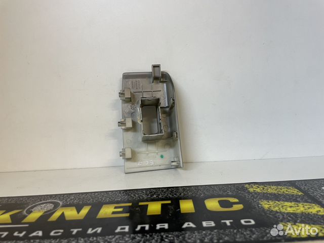 Накладка правой кнопки стеклоподъемника Emgrand